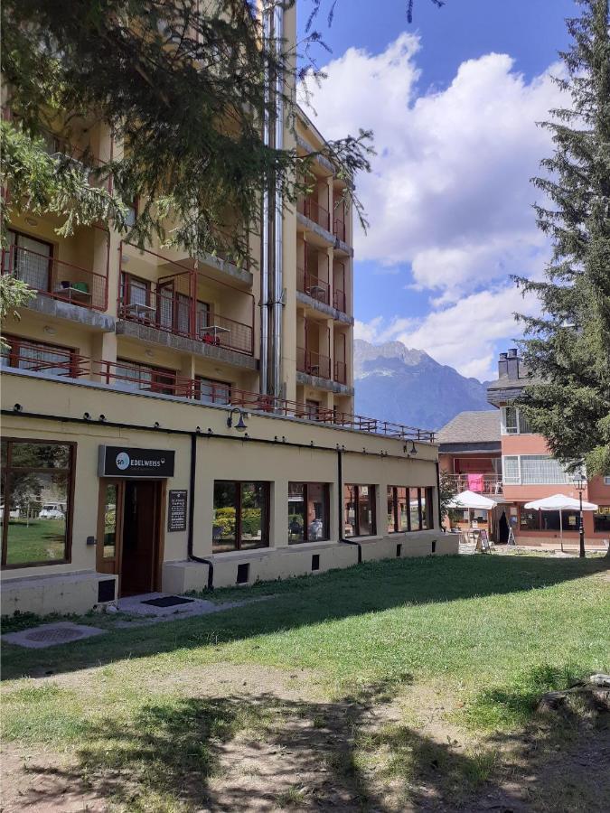 סרלר Hotel Sno Edelweiss מראה חיצוני תמונה